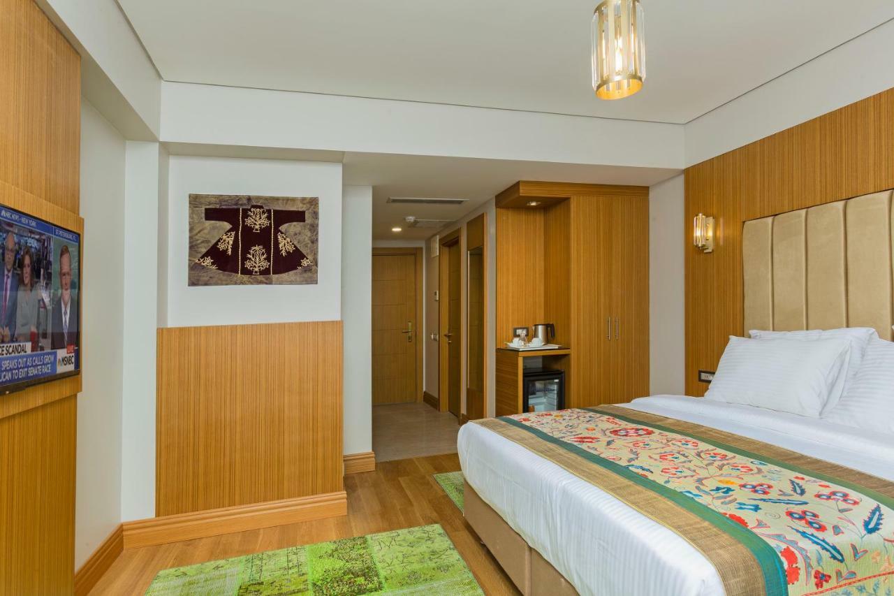 Obelisk Hotel & Suites Istanbul Exterior photo