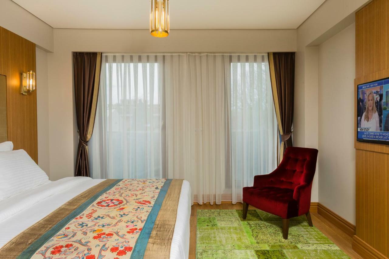 Obelisk Hotel & Suites Istanbul Exterior photo
